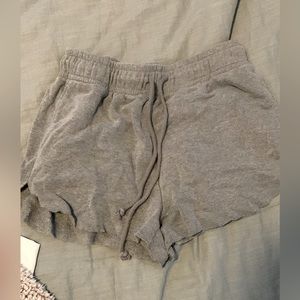 High rise shorts medium